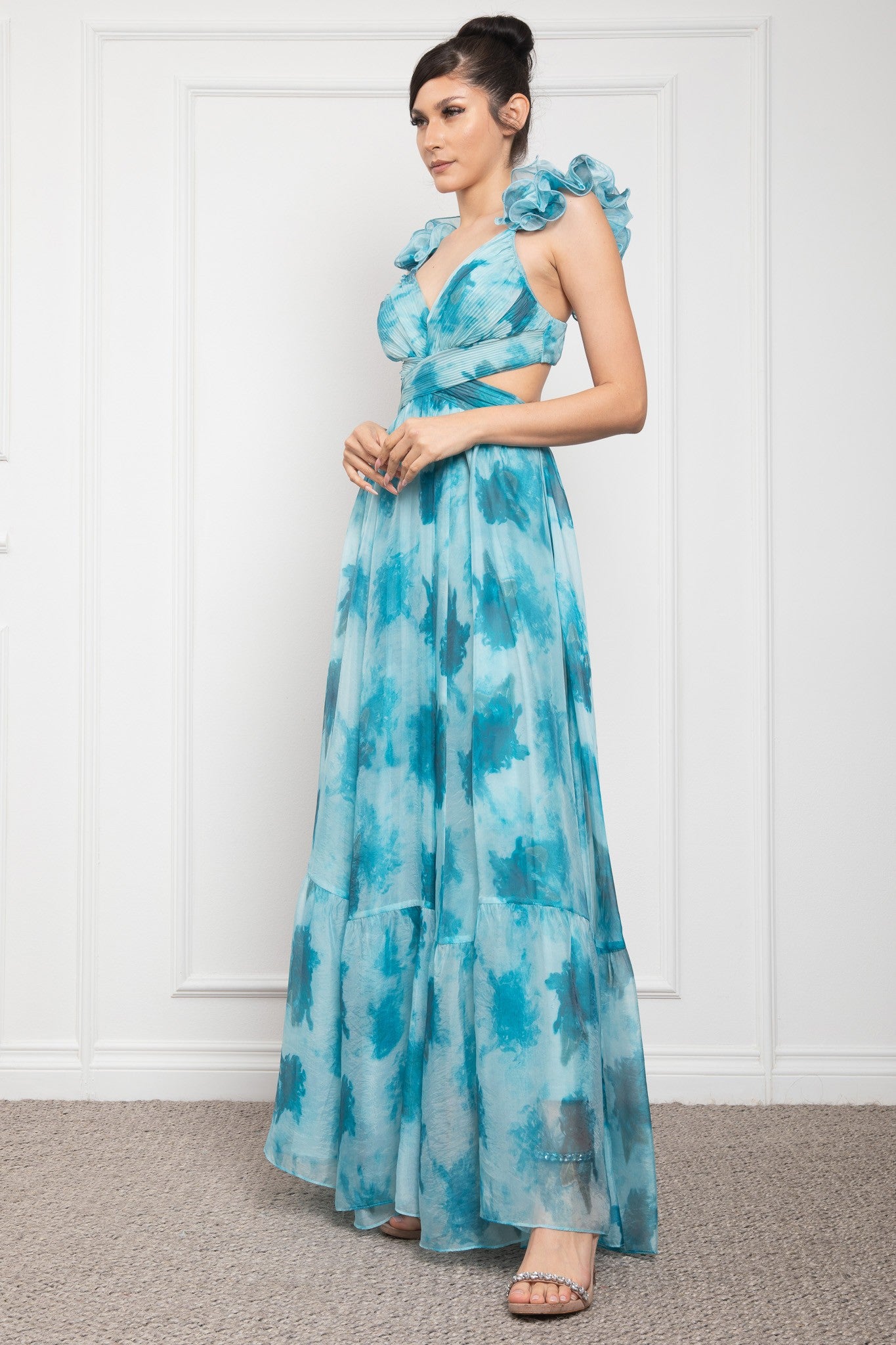 Open Side Ruffle Shoudler Sleeveless Maxi Dress