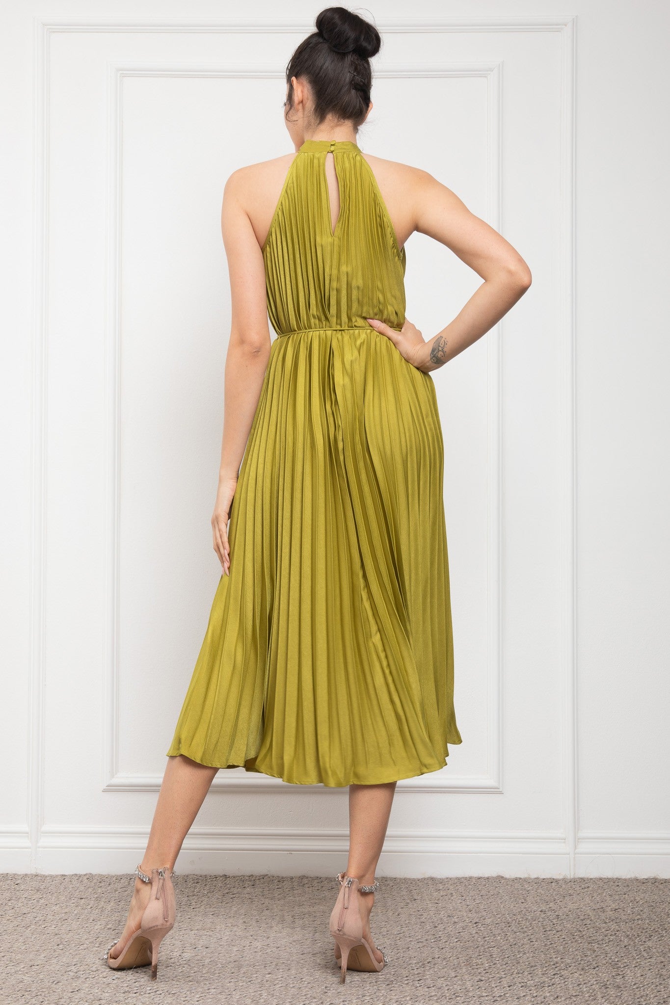 Pleated Halter Neck Midi Dress