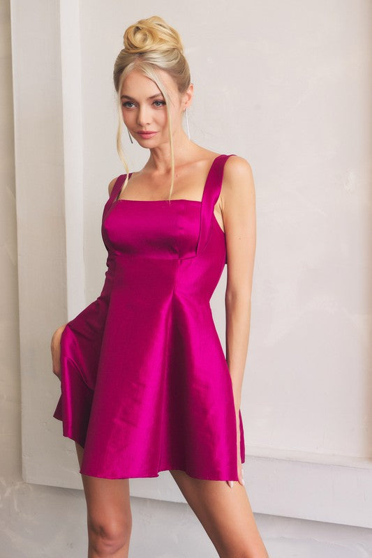 TIE BACK CUTOUT DETAIL SKATER MINI DRESS